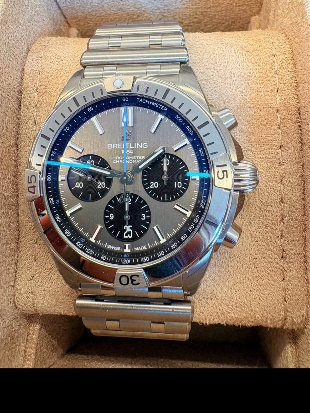 Breitling EB0134101M1E1 Chronomat B01 42